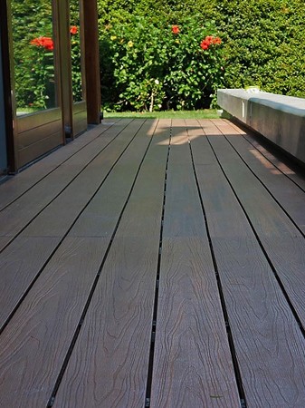 arredo giardino con pallet | arredo giardino albenga | arredamento per esterni livorno