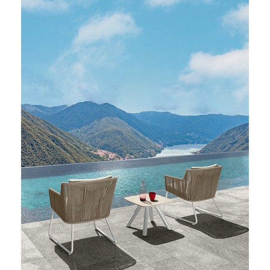 Poltrona Lounge in Corda Coralcollection